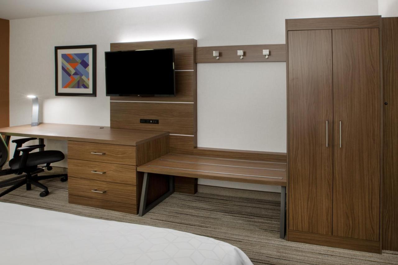 Holiday Inn Express & Suites Windsor East - Lakeshore By Ihg Tecumseh المظهر الخارجي الصورة