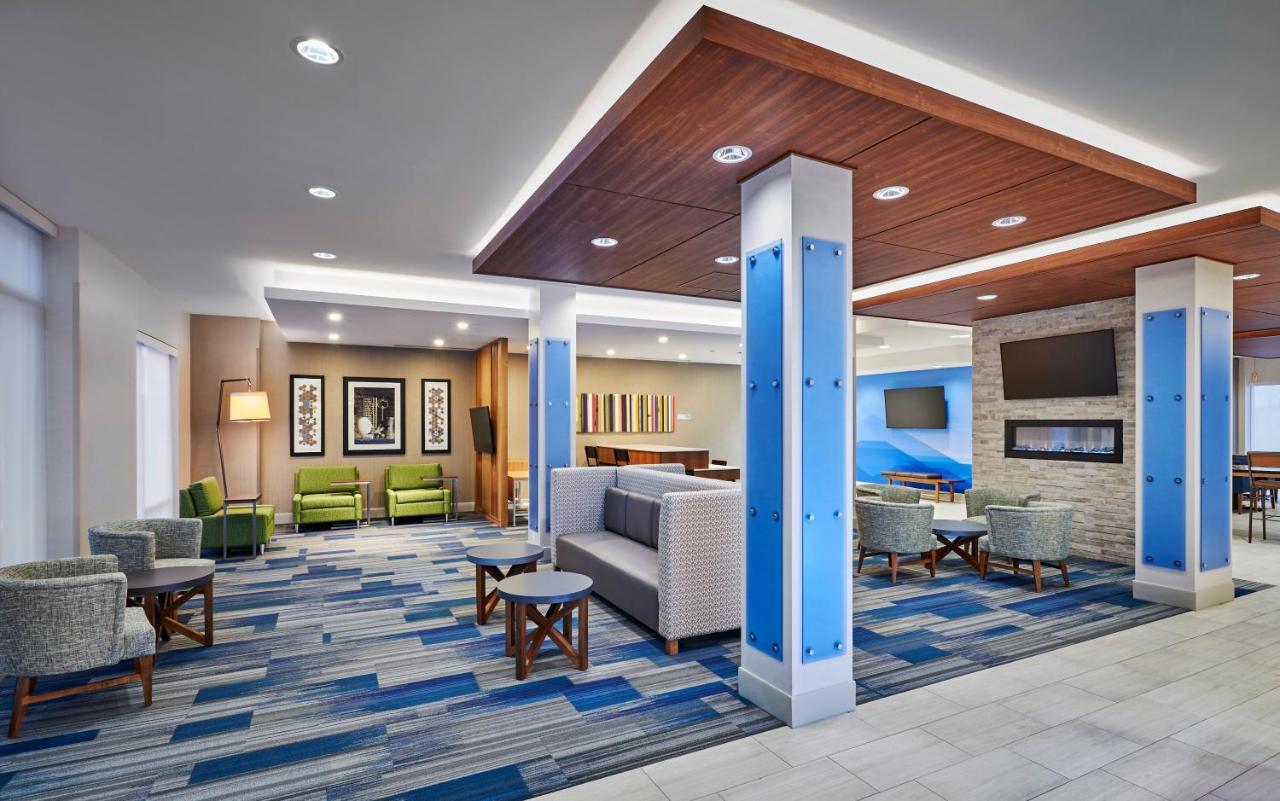 Holiday Inn Express & Suites Windsor East - Lakeshore By Ihg Tecumseh المظهر الخارجي الصورة