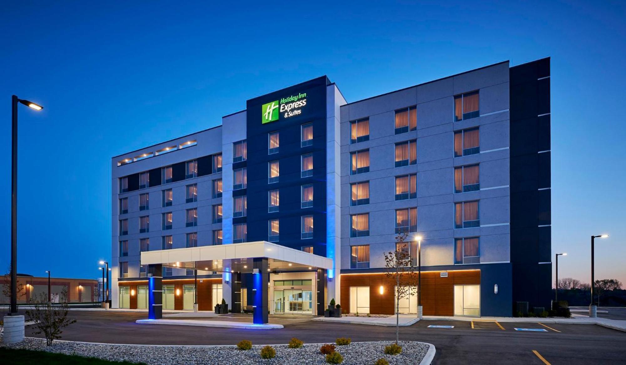 Holiday Inn Express & Suites Windsor East - Lakeshore By Ihg Tecumseh المظهر الخارجي الصورة